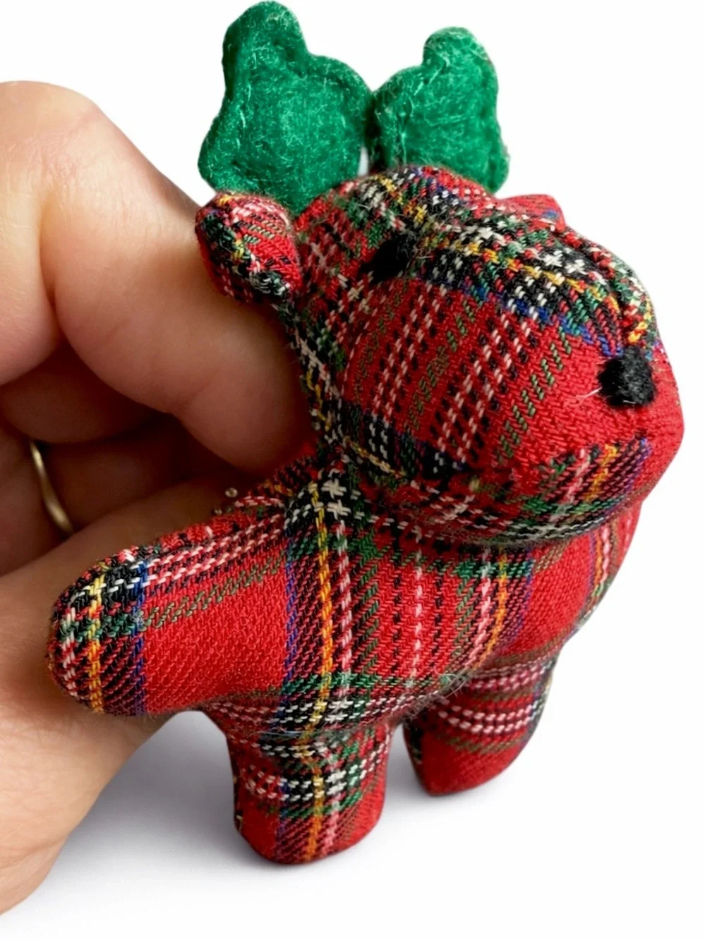 Reindeer Lapel Pin Stuffed Red & Green Tartan Plaid Christmas Holiday Vtg Brooch